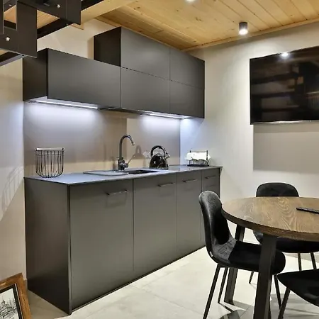 Bocianie Gniazdo W Rabce *