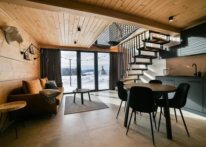 Bocianie Gniazdo W Rabce *